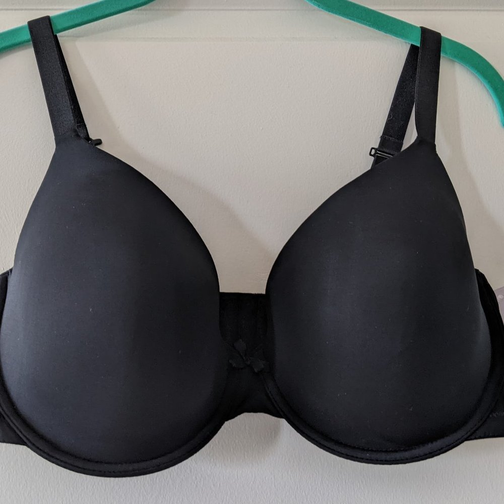 NWT Black T Shirt Bra